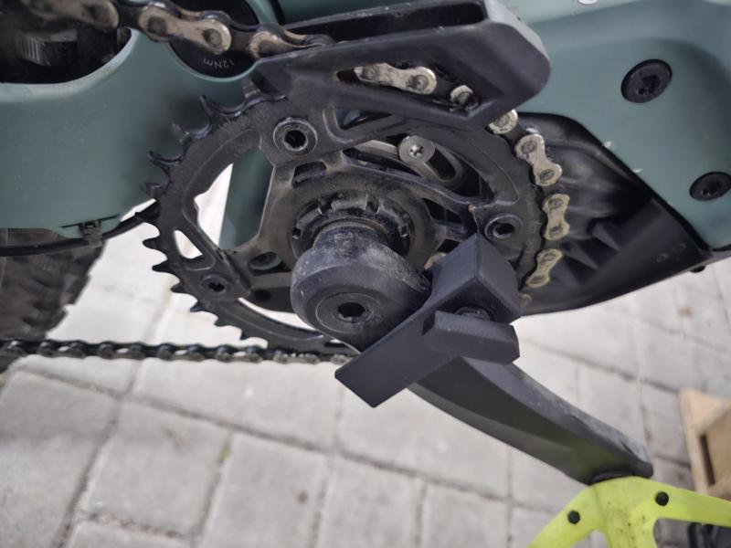 E-bike Chain Lube Helper 