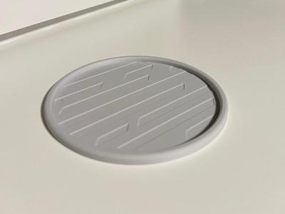 Versatile coaster with line pattern