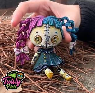 ARTICULATED CREEPY DOLL