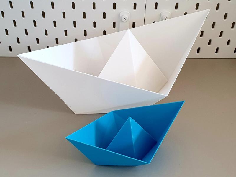 GIANT paper boat - Origami