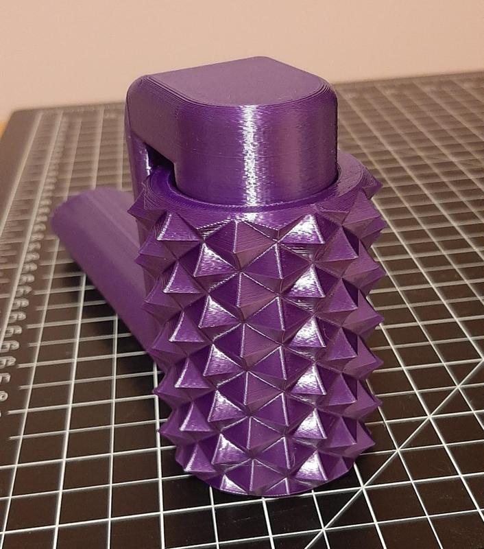 Roller Scratcher with Handle