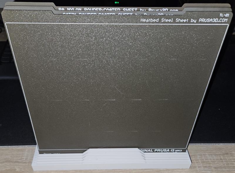 Wall-Mounted Prusa Sheet Holder for 7 Sheets