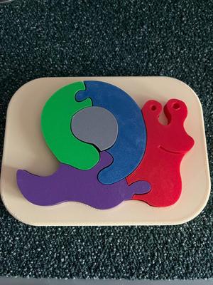 Snail - puzzle for kids