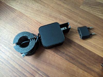 Steam Deck new/OLED EU Charger cable organizer for use with a US-EU adapter
