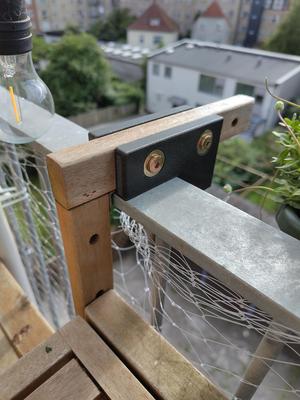 Venture Design Marion Balcony Table Mount