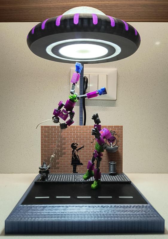 Ufo Abduction Diorama Lamp!