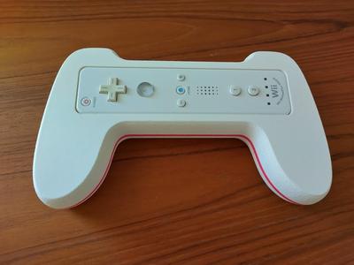 Wii Remote gamepad grip