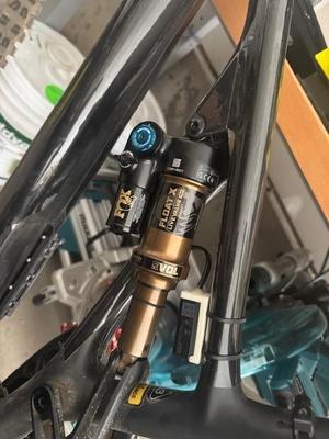 Fox shox Neo battery relocation kit 