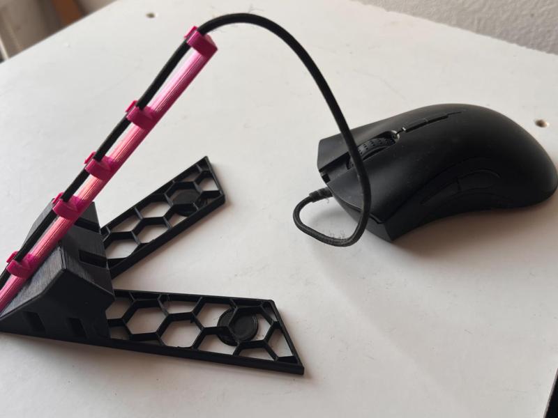 Mouse bungee