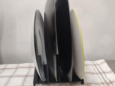 Compact kitchen drainer for 4 plates