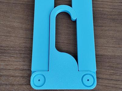 Egronomic Foldable Hanger