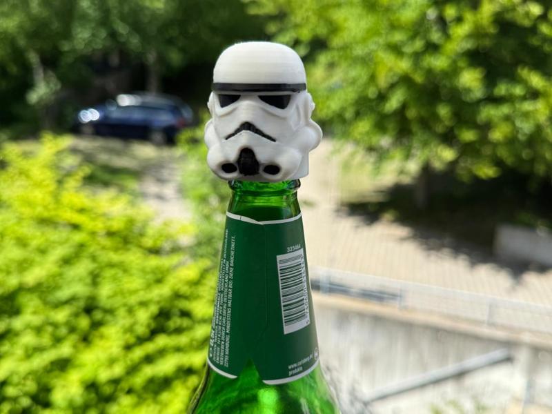 Wasp and bee protection for beer bottles