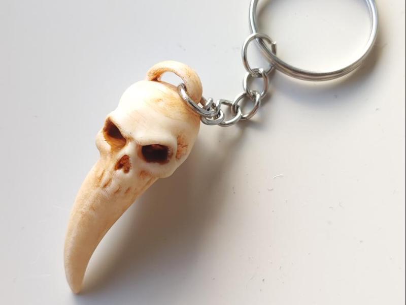 Raptor Fang Skull Keychain – Dino Tooth Pendant