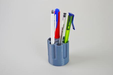 Revolver Pen Holder