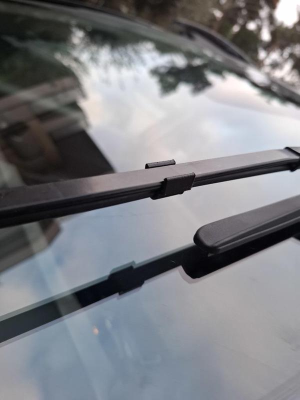 Windshield Wiper Clip for Citroen/Peugeot/DS