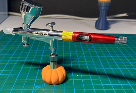 Airbrush holder