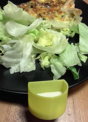 Sauce container