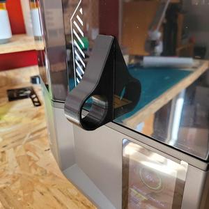 Satunr 4 and Saturn 4 ultra handle