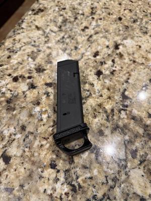 Magpul GL9 Mag base plate