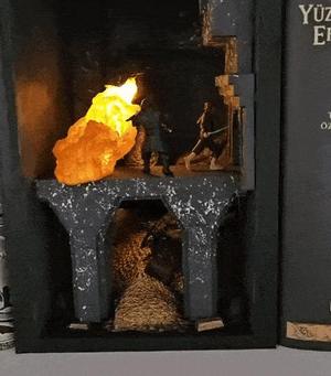 BookNook - Lamp, The Hobbit, Erebor, the Battle of Torrin and Smaug