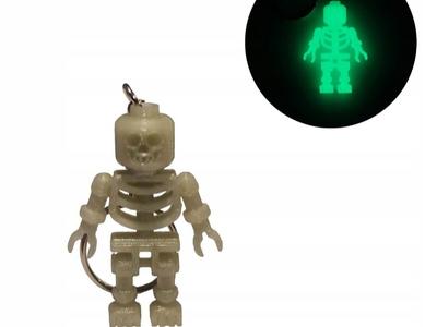 BRICK SKELETON LE GO Keychain 