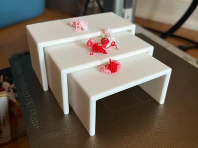 Stackable Shelves Shelf Set for Displays
