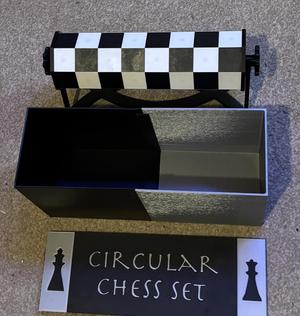 Circular Chess Board Box