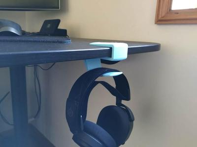 Headphone Hook for 17-18mm desk