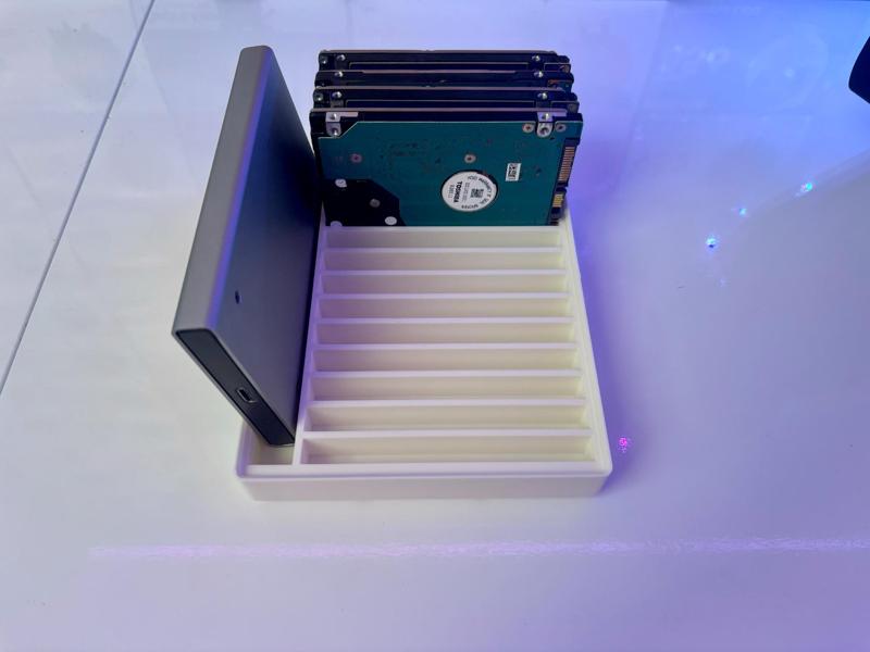 Gridfinity 2.5 inch HDD/SSD Holder for 13 Drives