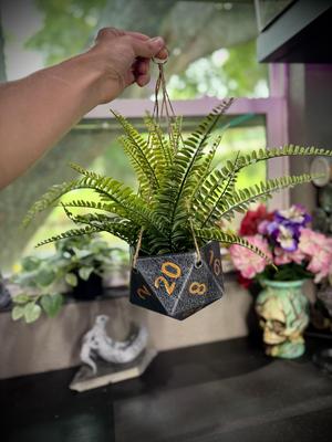 Hanging D20 planter