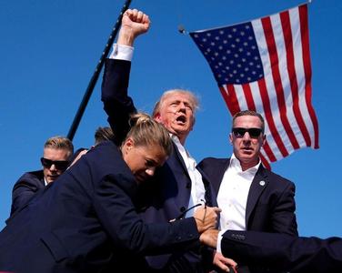 Trump Fist of Freedom Lithophane - Trump Attempted Assassination