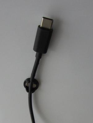 3mm USB cable magnetic holder