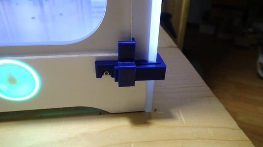 Door Latch for T70E's Ultimaker 3 Door
