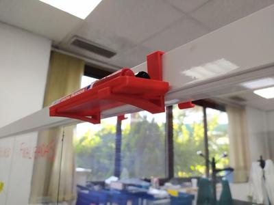 Clamp type pen and pencil tray