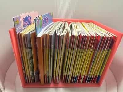 Pixi Book Stand