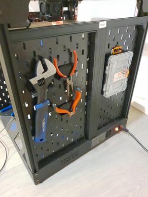 Sapphire Plus Skadis Side Peg Board