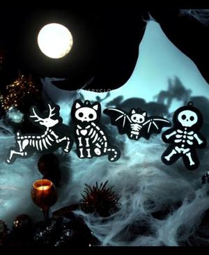  Skeleton Cookie Ornaments (Update)