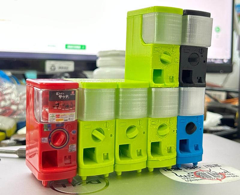 1/12 gachapon machine 扭蛋机