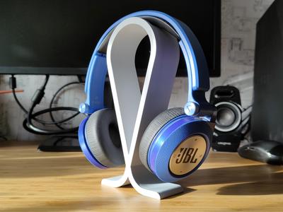 Headphone stand and holder - simple modern design