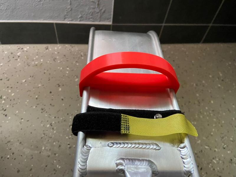 FEUERWEHR SCHLAUCHTRAGEKORB - C SCHLAUCH - VERSCHLUSS