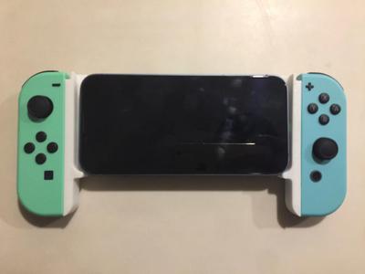 foldable joycon holder for iphone