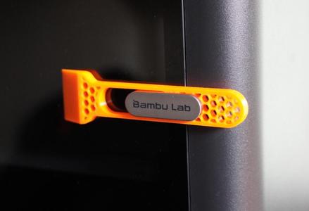 BAMBU LAB P1S / X1 / X1C DOOR HANDLE BED SCRAPER
