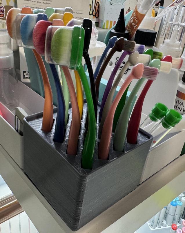Gridfinity Blender Brush Holders