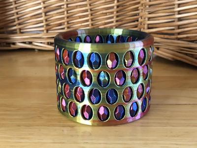Captive Gemstone Container (Medium)
