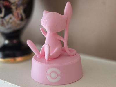 Mew - Pokemon Statue