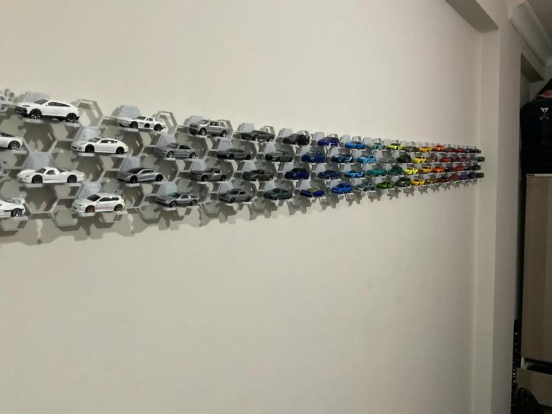 Honeycomb HotWheels Display Stand