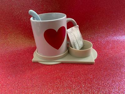 CUP HOLDER WITH FILTER HOLDER