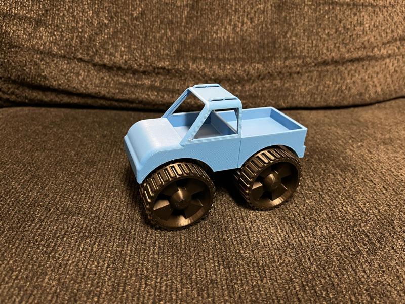Monster Truck with Rolling Wheels