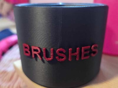 Brush pot with name-Brushes