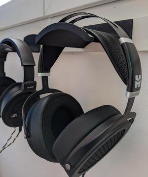 Headphone holder